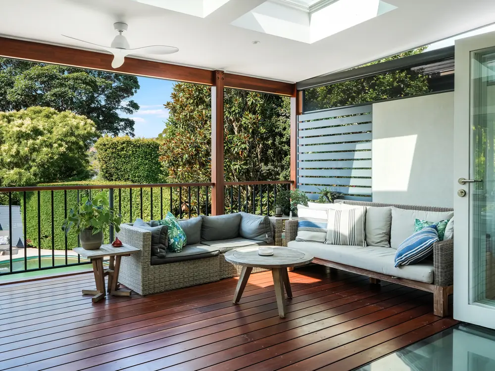 Deck lounge, Castlecrag
