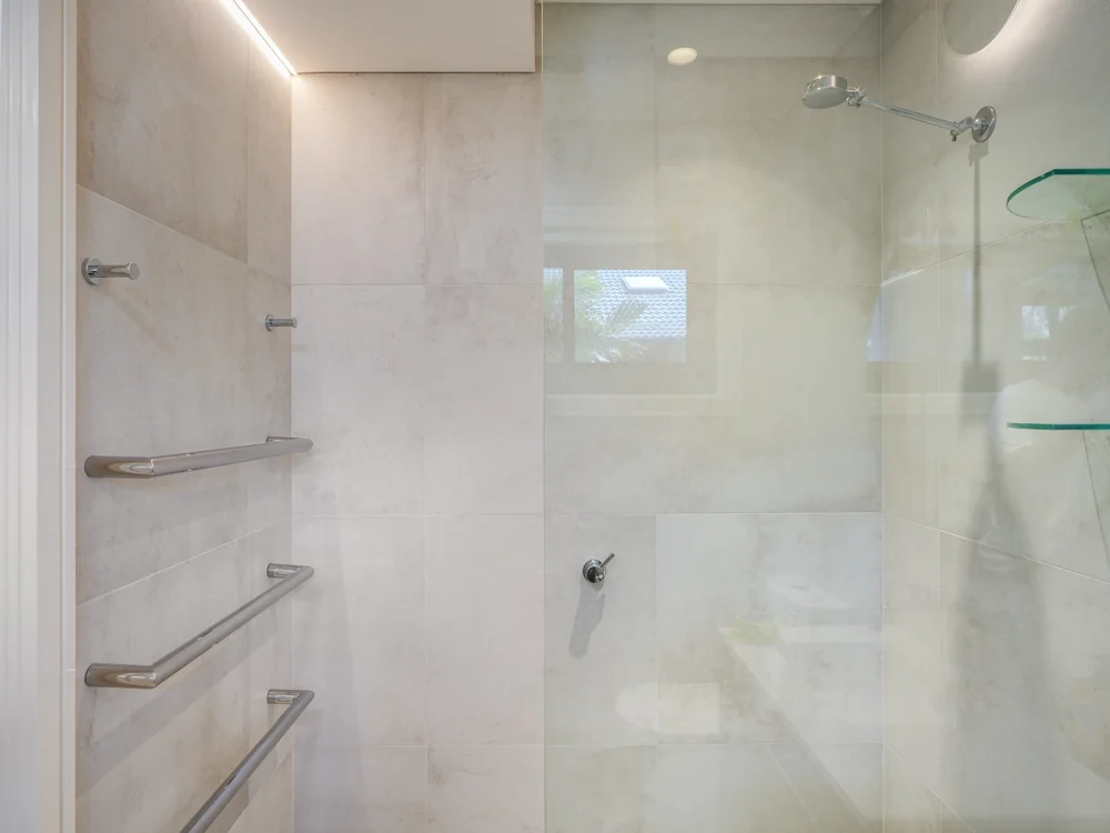 Shower, Mosman